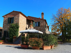 Graceful Home in Foiano della Chiana with Garden, Foiano Della Chiana